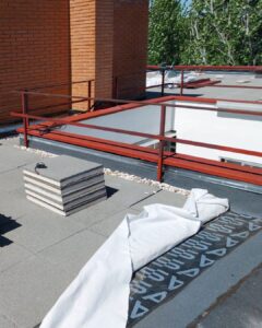 naran-soluciones_constructora_impermeabilizaciones-reparacion-piscinas_albanileria_filtraciones_madrid-espana_mantenimiento-de-cubiertas-planas_humedades-ocultas